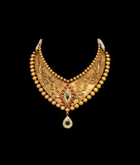Gem studded Necklace