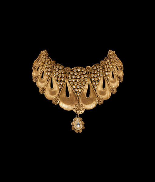 Gold Necklace with Pendant